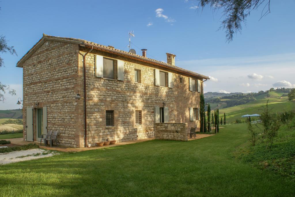 Ca' Lupino Villa Urbino Bagian luar foto